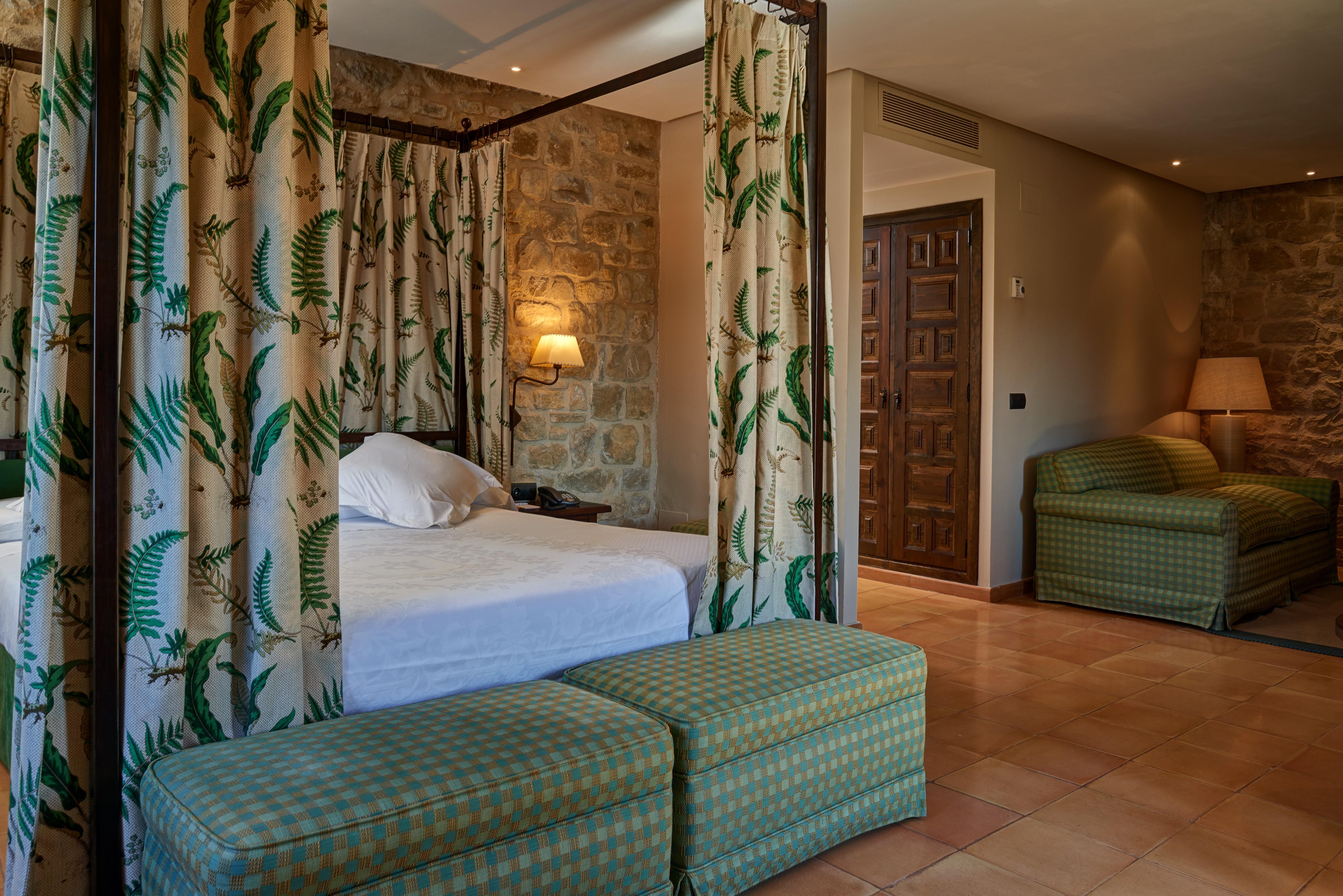 Parador De Sos Del Rey Catolico Ngoại thất bức ảnh