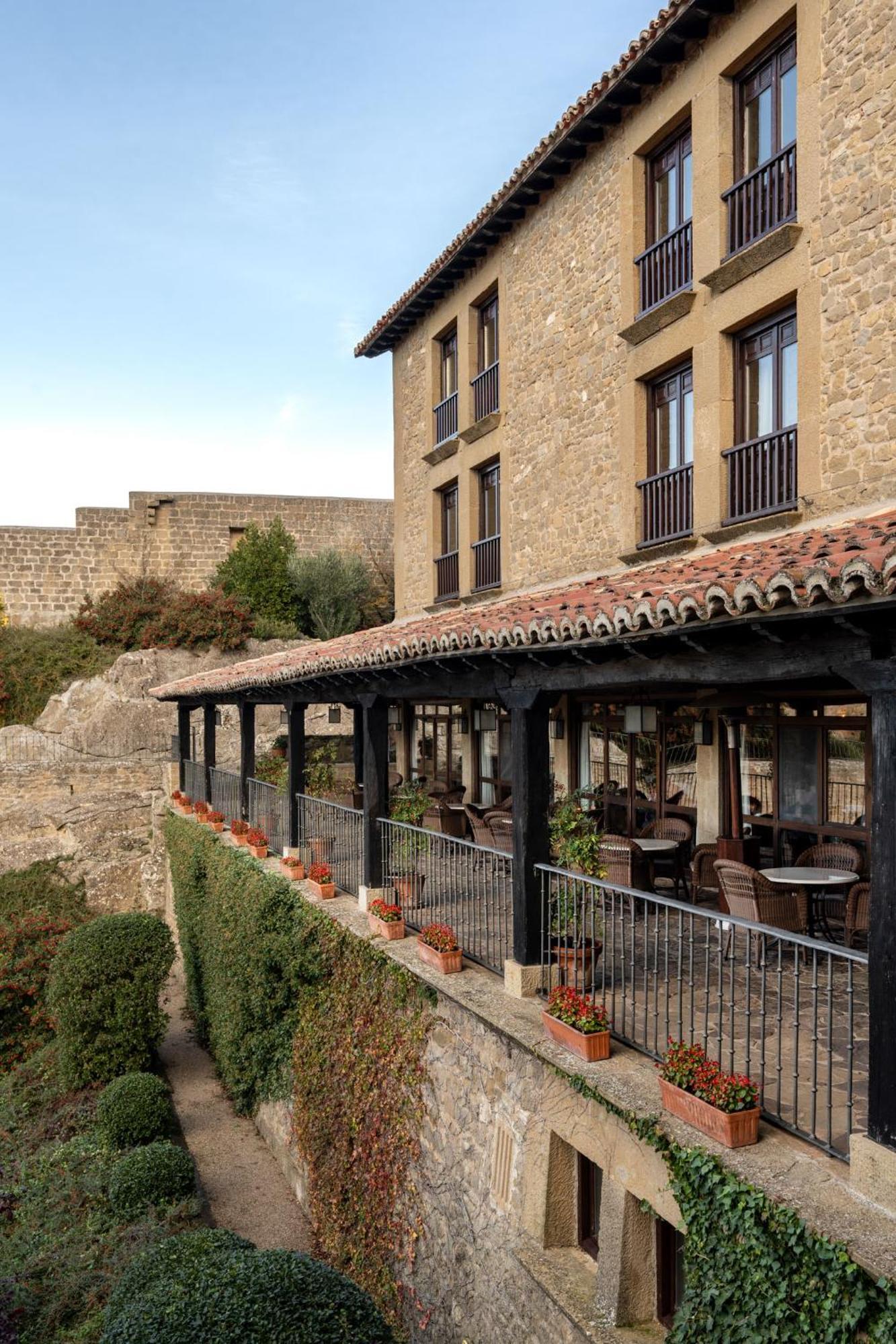 Parador De Sos Del Rey Catolico Ngoại thất bức ảnh