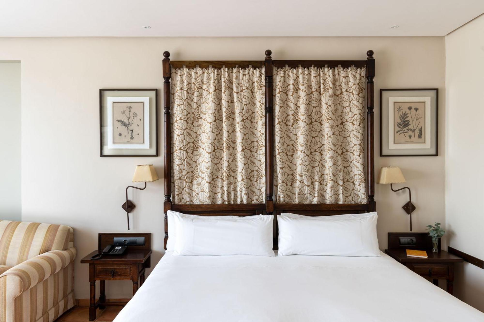 Parador De Sos Del Rey Catolico Ngoại thất bức ảnh